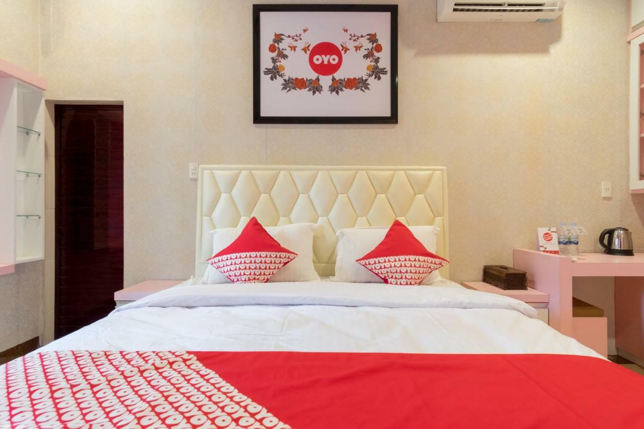 Oyo 619 Naufal Guest House Syariah Medan Bagian luar foto